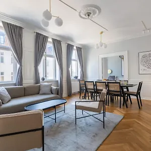 Apartment Large Flat With Canal View In Cph, Copenhagen